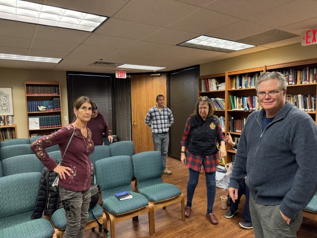 Adult Education at Kadima during break